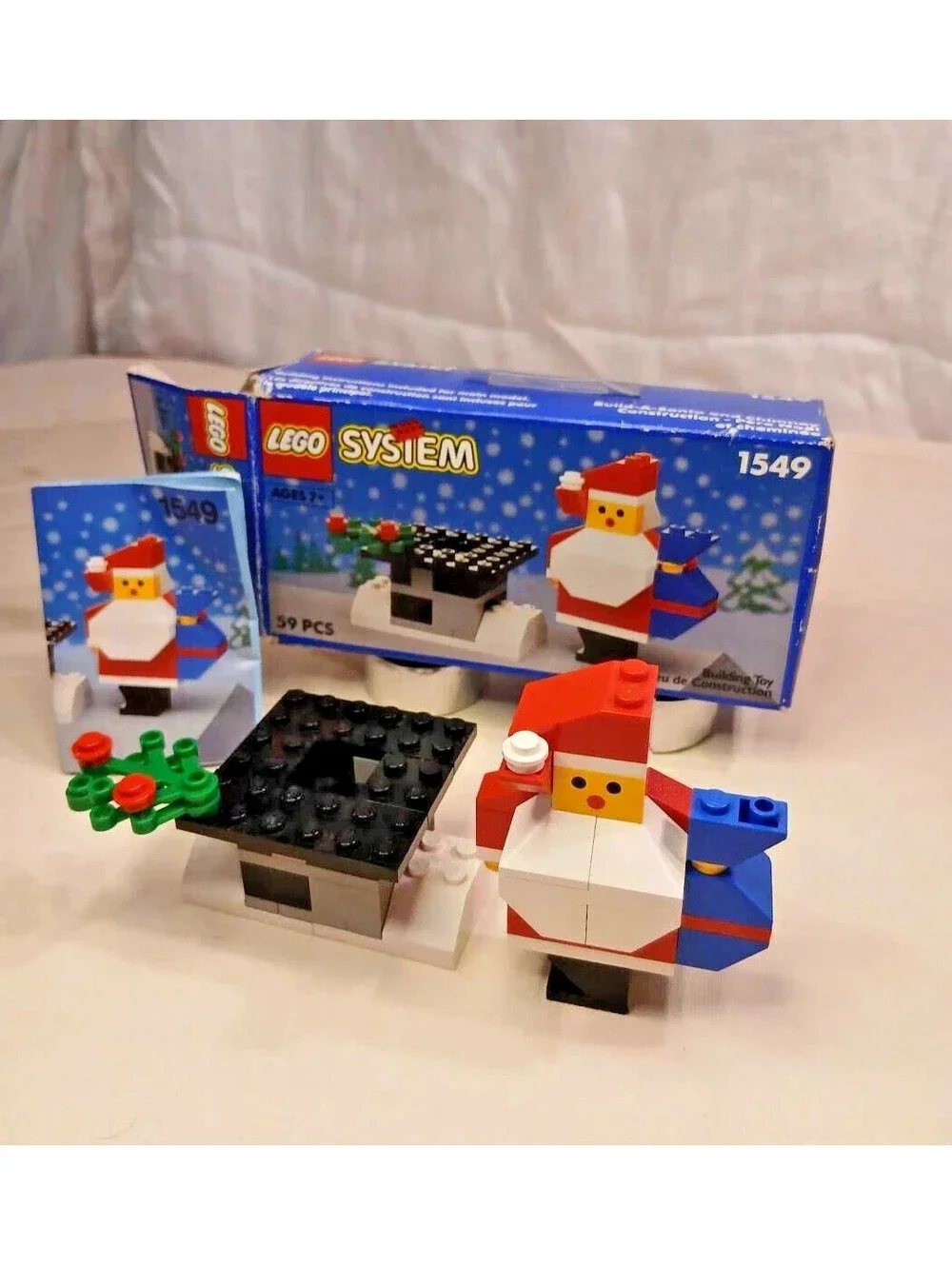 LEGO 1549 Santa and Chimney Vintage 1992 System Christmas Seasonal 59 Pcs CIB